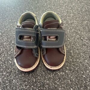 Brunswick Brown Leather Bowling Shoes